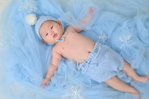 三河宝宝侧翻太早的原因